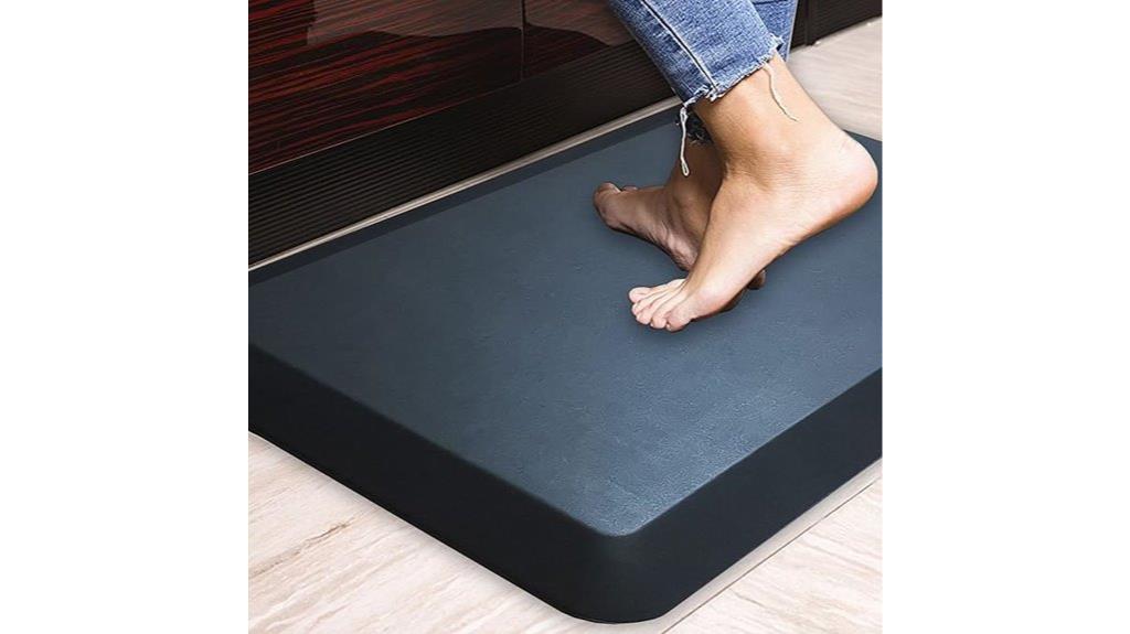 14 Best Anti-Fatigue Desk Mats for Standing Desks That Keep You Comfortable All Day 12 heavy duty comfort mat